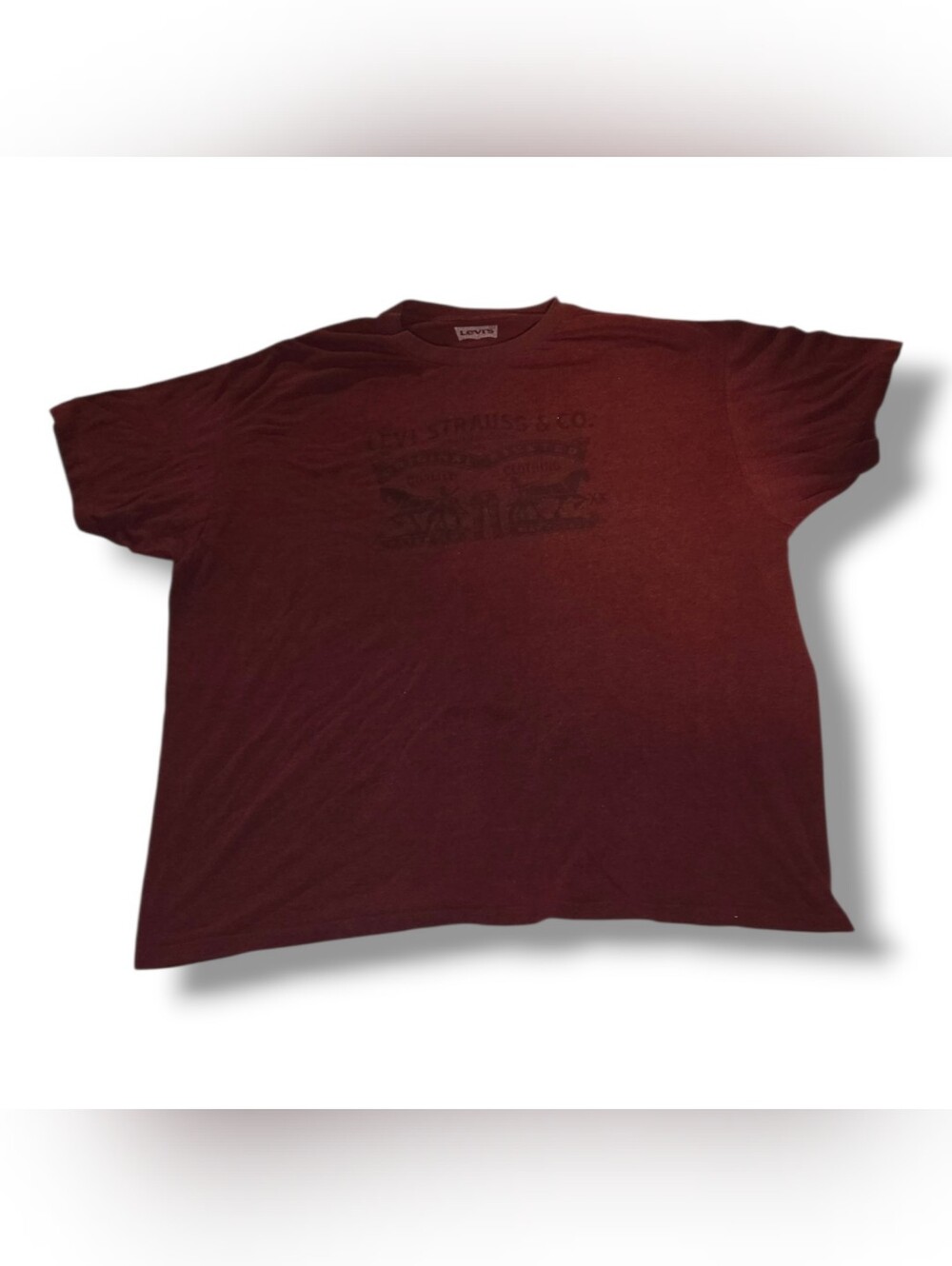 Levi's Men's Burgundy Graphic Crew Neck T-Shirt